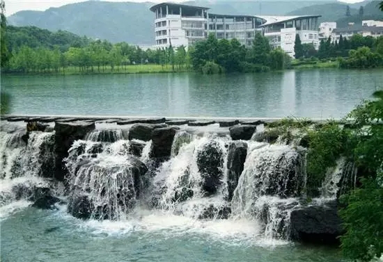 除甲醛加盟不要擔(dān)心，用心做好創(chuàng)業(yè)中的每件事