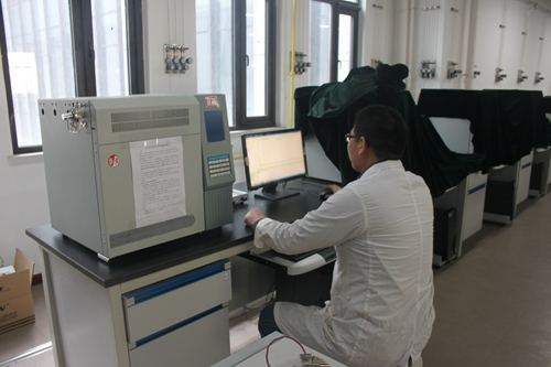 iPhoneX售價999美元，當(dāng)您心疼并給腎套殼時，甲醛危害也來啦，除甲醛最有效方法您需要了解