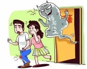 新房入住十天英俊小伙變憔悴不堪，新房裝修后如何除甲醛您必須了解！