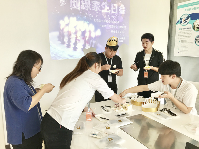 【10月生日會】我們的創(chuàng)綠家溫暖、開心，還有傳承！