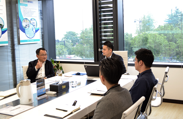 熱烈歡迎中科院賀軍輝教授蒞臨創(chuàng)綠家指導！