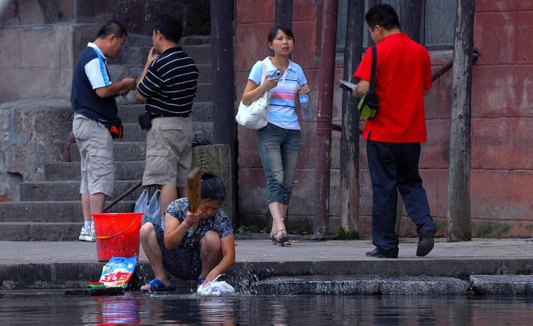 使用洗衣粉會導(dǎo)致環(huán)境污染嗎？