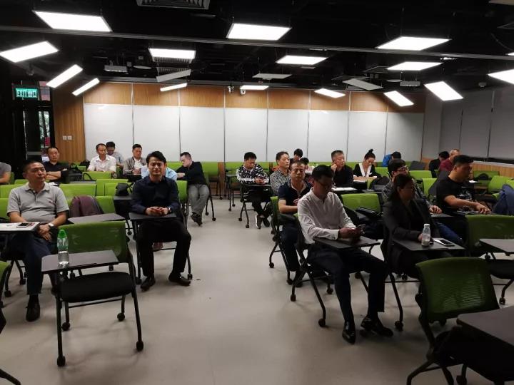 中港室內(nèi)環(huán)境凈化行業(yè)學(xué)術(shù)研討會(huì)暨中國(guó)室內(nèi)環(huán)境凈化治理專(zhuān)業(yè)委員會(huì)香港分會(huì)成立一周年紀(jì)念會(huì)議圓滿(mǎn)結(jié)束！