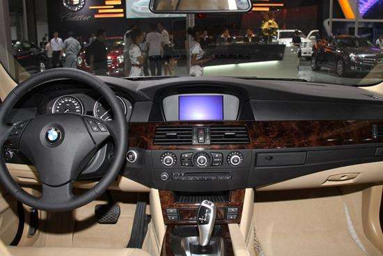 車內(nèi)為什么會(huì)有污染？一起來(lái)看看有什么造成車內(nèi)空氣污染的壞習(xí)慣