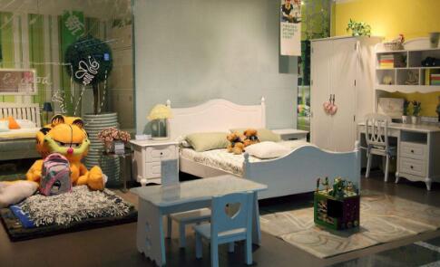 甲醛中毒事件再發(fā)，拿什么保護我們的“花朵”？