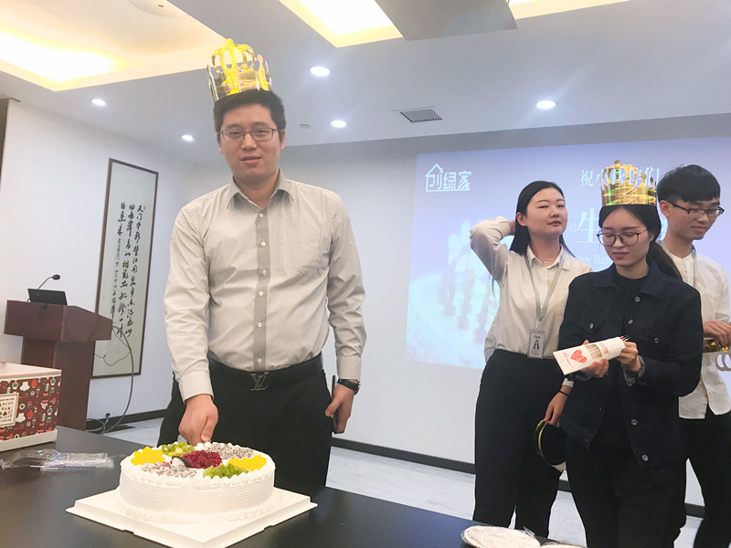 【5月生日會(huì)】這期壽星各個(gè)都可以出C位！