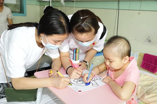 室內(nèi)甲醛超標(biāo)怎么辦？為了快樂暑假，父母必須這么做！