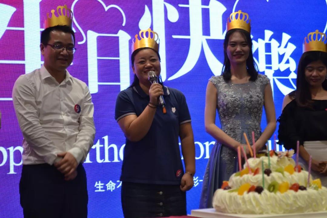 創(chuàng)綠家環(huán)保2018年中工作會(huì)議暨5周年慶典圓滿結(jié)束！