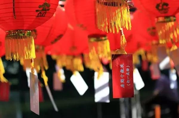 創(chuàng)綠家環(huán)保恭祝大家元宵快樂，幸福美滿！