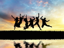 青春是用來奮斗的，除甲醛的青春最美麗！