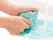 甲醛對孕婦有影響嗎？多少媽媽因?yàn)椴蛔⒁猓谄鹋芫€就輸?shù)袅撕⒆拥慕】?></div>
                                <div   id=