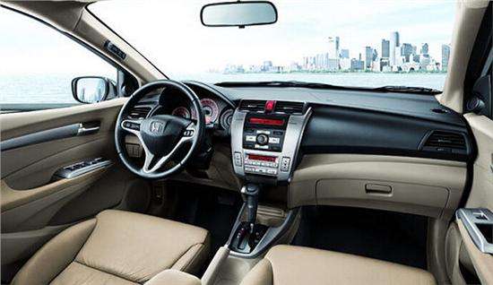 找一家除甲醛公司進(jìn)行甲醛治理吧，這樣就不怕暴曬了！