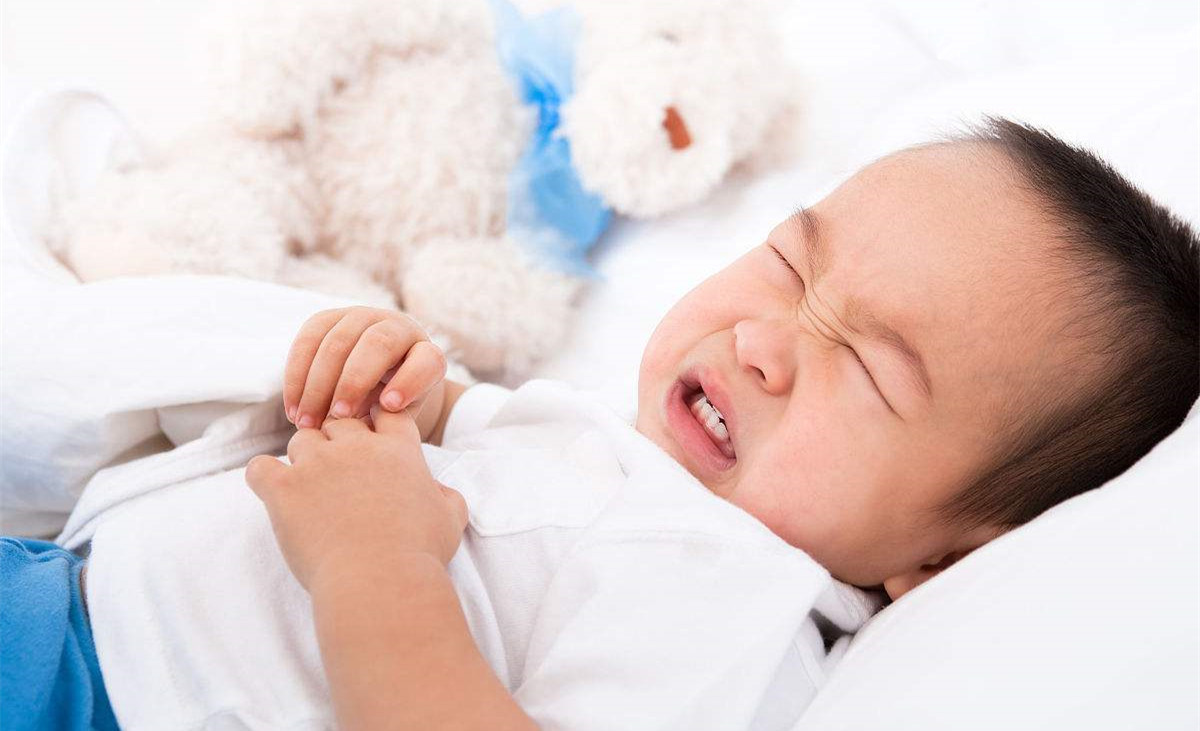 買來有環(huán)保證書的兒童床，回家卻甲醛超標(biāo)幾倍，家長遇到想打人！